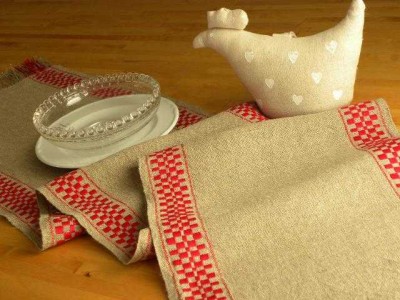 ceintu10.jpg (47.6 Kio) Vu 75414 fois Chemin de table en chanvre