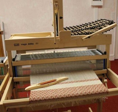 dobby-1.jpg (45.43 Kio) Vu 74644 fois Métier à tisser à ratière