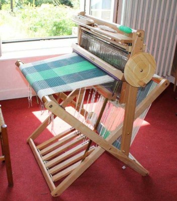 saori-4_1.jpg (54.88 Kio) Vu 73109 fois Métier à tisser Japonais